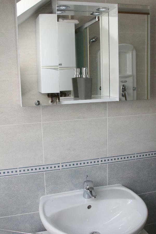 Apartments "Pavic" Near Zagreb Airport Velika Gorica Exterior foto